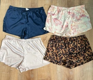 Stars Above Black Satin Sleep Shorts Size medium lot of 4 - Picture 1 of 2