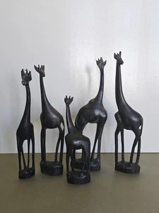 Wooden Hand Crafted In Zimbabwe Family Of 5 Giraffe Statues - Picture 1 of 11
