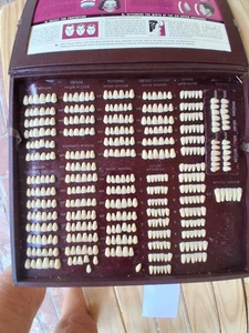VINTAGE TRUBYTE BIOFORM PORCELAIN TEETH MOULD GUIDE IN CASE 70+ Guides - Picture 1 of 10