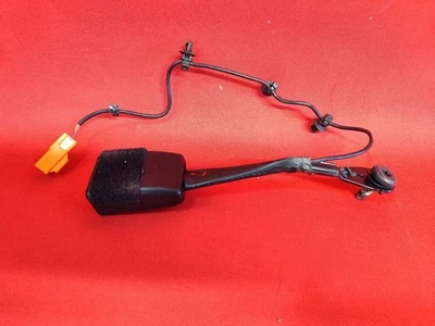 Fivela de cinto de segurança dianteiro esquerdo ou direito Range Rover Evoque 2017-2019 receptáculo - Imagem 1 de 4