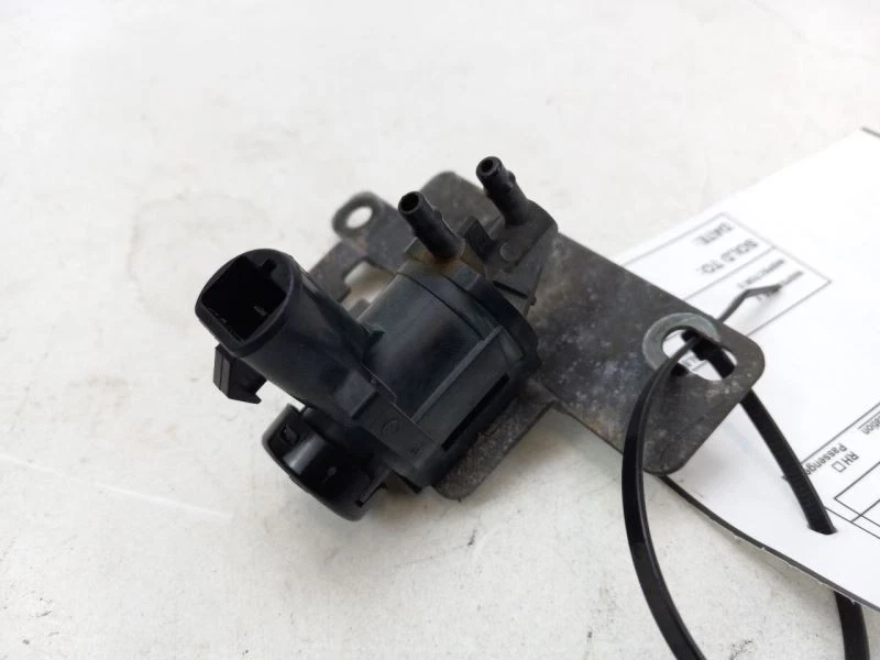 Ford Expedition EGR 2005 control de válvula 19758 Foto 1 de 4