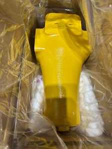 Komatsu Excavator Spare Parts Filter Assembly 209-60-79100 NEW - Picture 1 of 2