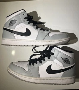 Jordan 1 Mid Light Smoke Grey US SIZE 8.5 - Picture 1 of 6