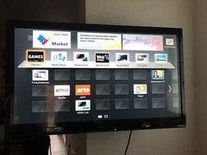 Panasonic TX-L32BLW6 | Smart Viera | inkl. Wandhalterung - Bild 1 von 9