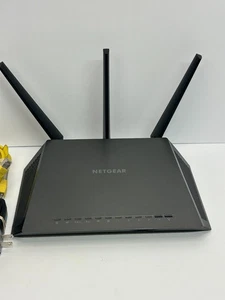NETGEAR Nighthawk R7000 Smart WiFi Wireless Router AC1900 - Picture 1 of 10