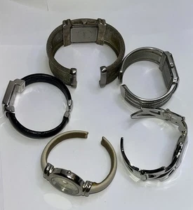 Orologi Narmi, Quarzo, Cardini 5 lotto misto ricambi LEGGI orologio unisex - Foto 1 di 24