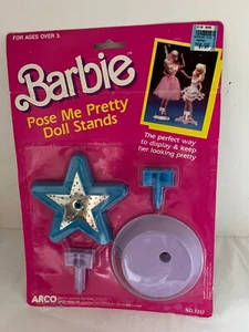 Barbie Pose Me Pretty Doll Soportes Base Lavanda y Base Estrella Azul Mattel Nuevo - Imagen 1 de 1