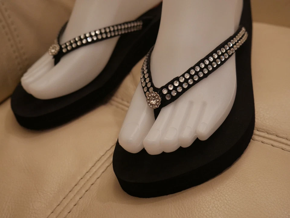 NUEVAS SANDALIAS DE CUÑA PARA MUJER JELLYPOP CHANCLAS NEGRAS PEDRERÍA BLING 8,9,10 Foto 1 de 1