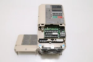 Yaskawa NNB A1000, CIMR-AT4A0011FAA REV:A 3,7kW 380V Wechselrichter DRV-I-4280=9M31 - Bild 1 von 16