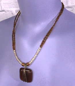 Collar marrón transparente con cuentas de lucita envuelto en alambre colgante para mujer cuentas de semillas boho - Imagen 1 de 5