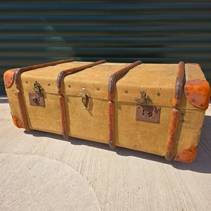 1930s "The Crescent" Wooden Banded Steamer Trunk on Castors - Display Storage - Picture 1 of 24