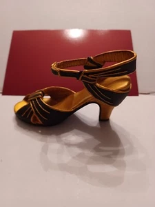 Genau der richtige Schuh von Raine Rising Star Artikel 25043 Schuhe des 20. Jahrhunderts - Bild 1 von 10