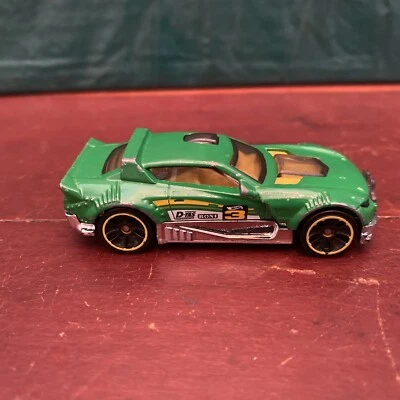 Hot Wheels Rally Cat Green Diecast Collectible Car 2017 DTX15 Mattel #3 Loose - Image 1 of 4