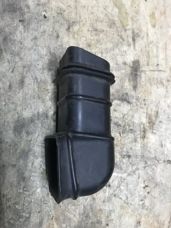 1979 年本田 CB750F Super Sport CB 750 四管空气净化器进气口 — 第 1/4 张图片