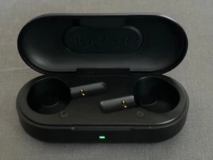 Razer Hammerhead True Wireless Bluetooth Earbuds Charger Charging Case ONLY - Picture 1 of 4