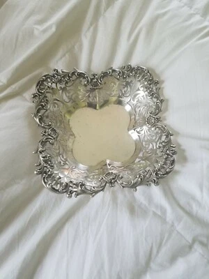 Cuenco de plata de ley Howard And Company Foto 1 de 4