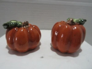 THANKSGIVING KÜRBIS SALZ UND PFEFFERSTREUER SET - Bild 1 von 4