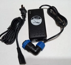 🔥OEM Blu3 Nemo Akku Ladegerät Brandneu (stellen Sie sicher, dass Sie einen 2-poligen Anschluss haben) - Bild 1 von 2