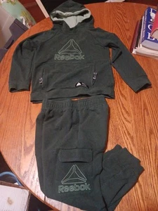 Reebok  Hoodie, Pants Boys Size 4 Jogger Set Green  - Picture 1 of 4