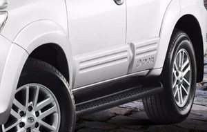 SET OF 4 GENUINE TOYOTA FORTUNER 2009-2014 BODY CLADDING UNPAINT - Bild 1 von 9