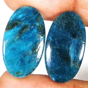 Coppia pietre preziose cabochon ovali 31,80 Cts apatite blu non trattate 13x24x4 mm GQ-276 - Foto 1 di 6
