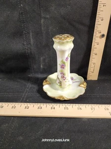 Antiguo soporte de alfiler de sombrero de porcelana diseño floral violeta - Imagen 1 de 2