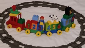 Duplo Number Train 10558 with Circle Rail