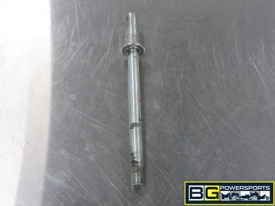 EB372 2007 SUZUKI BOULEVARD M50 FRONT AXLE - Imagem 1 de 4