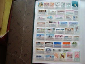 MONDE - 46 timbres n* MH - Picture 1 of 1