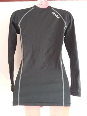 2XU ЖЕНЩИН ЧЕРНЫЙ ТЕПЛОВОЙ СЖАТИЯ БАЗОВЫЙ СЛОЙ ВЕРХ - РАЗМЕР M - Изображение 1 из 4