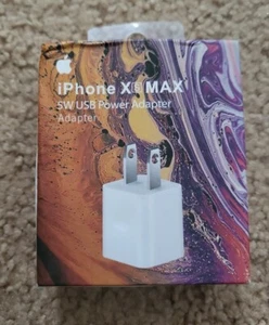Apple 5W USB Power Adapter - Picture 1 of 2