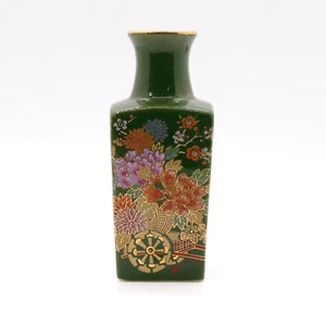 Vintage Small Black Japanese Porcelain Vase with gold trim flower design - Picture 1 of 8