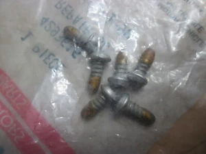 Lot of (6) Mopar 4293616 Molding Mount Stud Repair Screw for Chrysler #M270DS - Picture 1 of 3