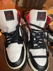NIKE AIR JORDAN 1 MID  BLACK GYM RED PANDA  SZ.10 - Picture 1 of 8