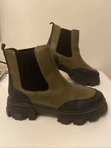 Chunky Chelsea Boots von TU braun/schwarz Kunstleder Gr. UK7 - Bild 1 von 14