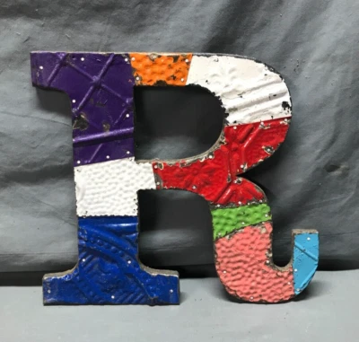 Techo de hojalata decorativo salvamento 12" retazos metal de colección letra R antiguo 306-25B Foto 1 de 4