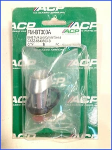1965 66 MUSTANG NEW REPO TRUNK LOCK BEZEL, GSKT, SPACER, STEM + HDW - Foto 1 di 2