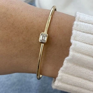 Emerald Labcreated Diamond Bangle Bracelet 1.07ct E/VS1 Solid 14K Yellow Gold - Picture 1 of 6