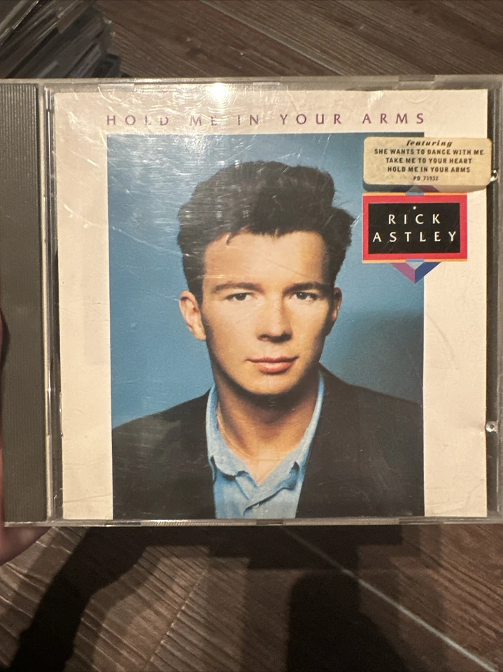 CD - RICK ASTLEY - HOLD ME IN YOUR ARMS - CD von 1988 - Bild 1 von 1