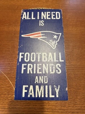 授权新英格兰爱国者队朋友和家人木制墙壁标志新品 — 第 1/3 张图片