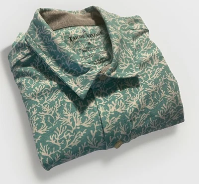 Polo informal de golf con botones verde azulado medio de colección de sastre para hombre Foto 1 de 4