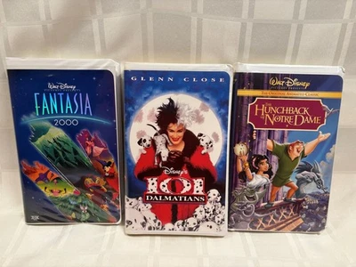 3 Disney Classic VHS VCR, Fantasia 2000, 101 Dalmatians, Hunchback of Notre Dame Foto 1 de 4