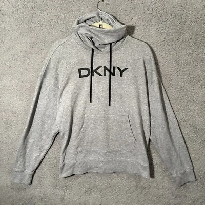 Moletom com Capuz e Cordão Gráfico de Gola Alta DKNY Sport para Mulheres M Cinza Pulôver - Imagem 1 de 4