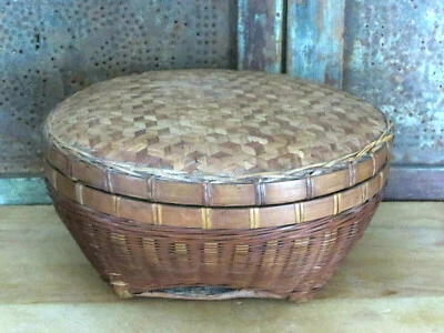 Primitive OLD Early 1900's Farmhouse Sewing Basket w Pincushion Detailed Weave - Image 1 of 4