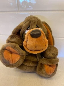 Hound Plush Dog Bloodhound Bulldog Vintage Stuffed Animal Plush Brown Taiwan 9" - Picture 1 of 3
