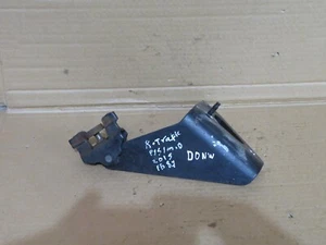 RENAULT TRAFIC 3 X82 2015 PASSENGER SIDE MIDDLE SLIDING DOOR BOTTOM HINGE - Afbeelding 1 van 5