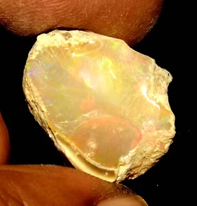 15.95 cts Natural Welo Ethiopian Fire Opal Rough 19 x 15 Specimen *zeor2506 - Picture 1 of 6