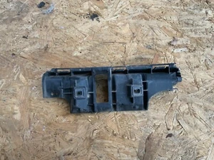 2008 Volvo C30 Left Bumper Cover Bracket 30657218 OEM - Picture 1 of 3