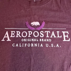 Camiseta Aeropostale Y2K Vintage Para Mujer Borgoña Talla XL Logo Bordado - Imagen 1 de 4