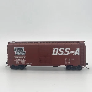 Accurail 40' AAR Stahlbox Car DSS&A Duluth South Shore Atlantic montiert HO - Bild 1 von 6